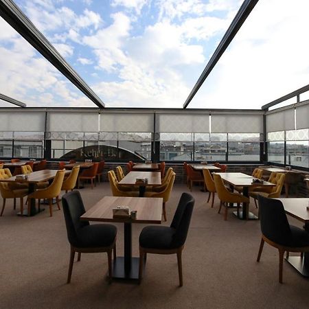 Rua World Hotel Sihke エクステリア 写真