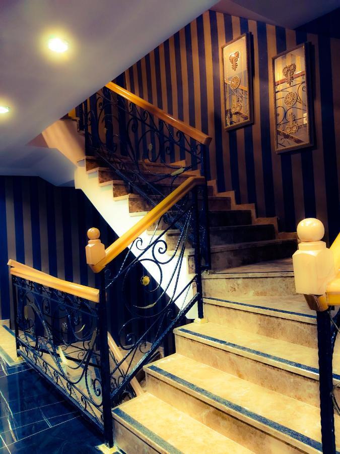 Rua World Hotel Sihke エクステリア 写真