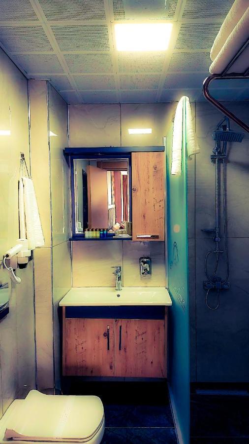 Rua World Hotel Sihke エクステリア 写真