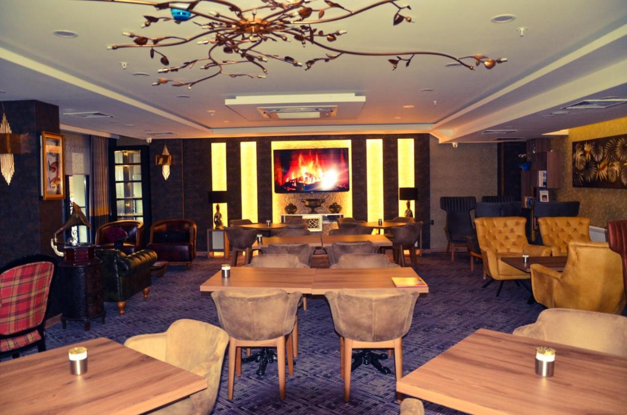 Rua World Hotel Sihke エクステリア 写真